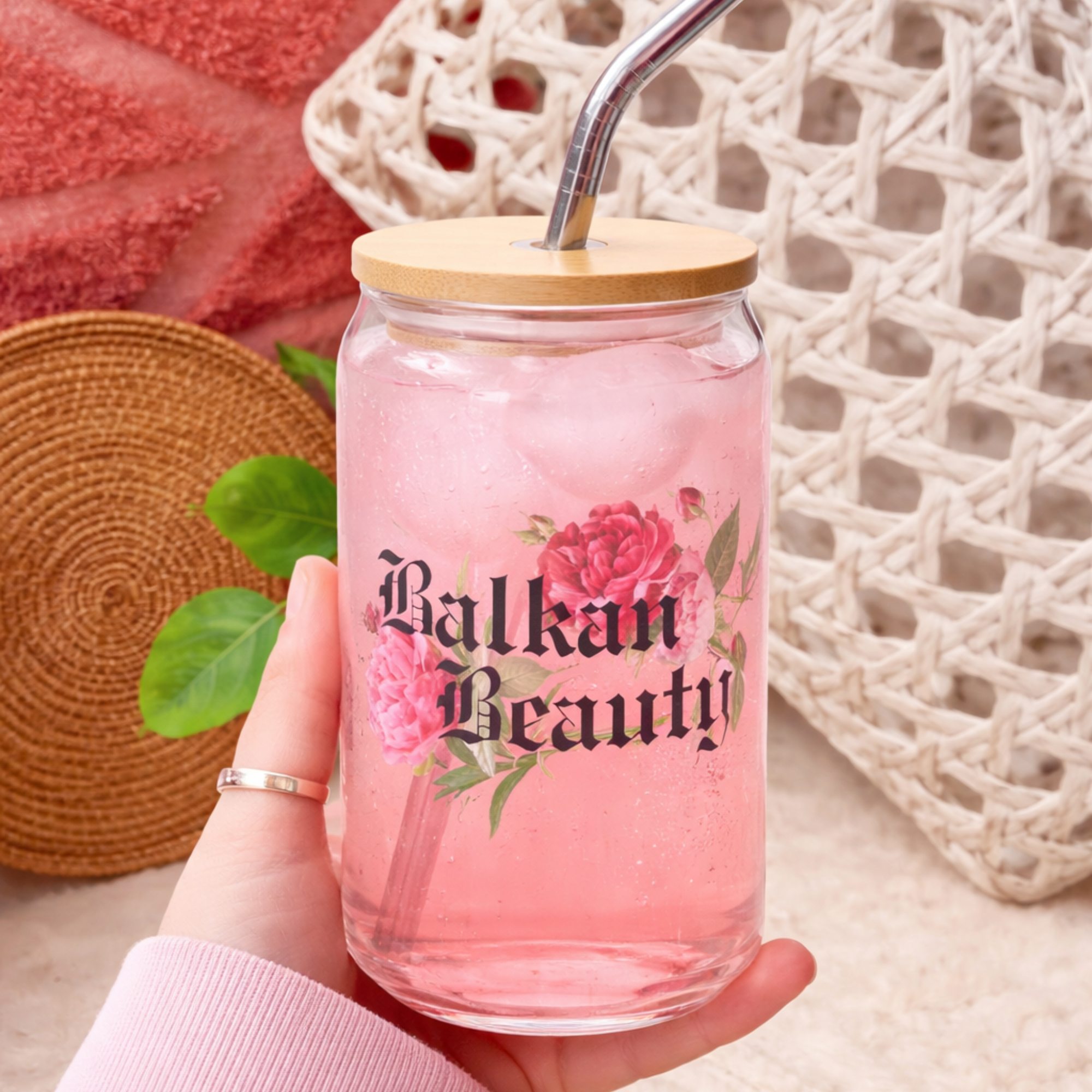 Balkan Beauty Can Glass